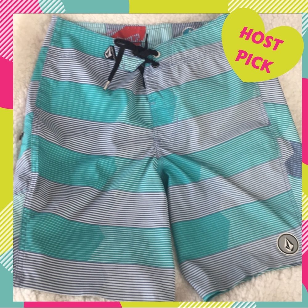 Like New! Volcom Board Shorts - 29 waist